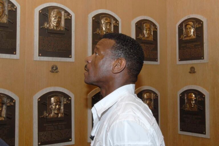 Muere Rickey Henderson, rey de las bases robadas, a los 65 años