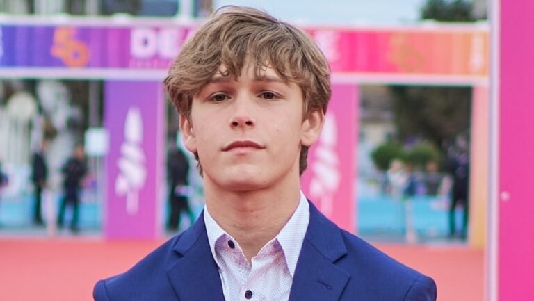 Muere uno de los actores de ‘Baby Driver’, Hudson Meek, tras caer de un coche en marcha | Cultura