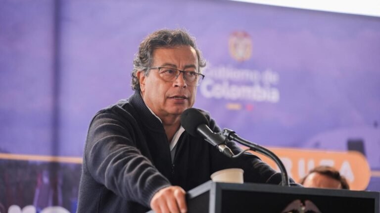 presidente Petro responde a amenaza de Trump sobre el canal