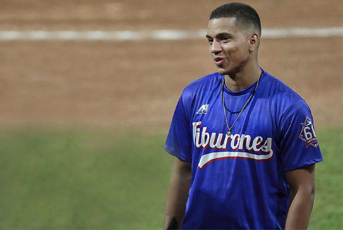 anuncia su retiro del béisbol y emprende nuevo rumbo anuncia su retiro del béisbol y emprende nuevo rumbo