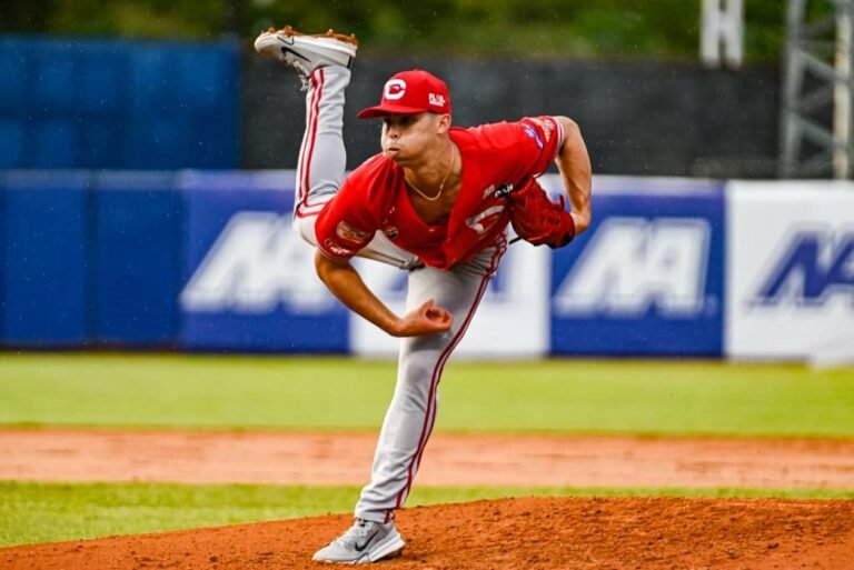 Jimmy Endersby asegura al Cardenales en la punta y se pone a competir para “Pitcher del Año”