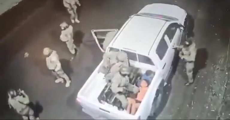 Los padres de los cuatro menores desaparecidos en Ecuador esperan los resultados de la identificación de cadáveres