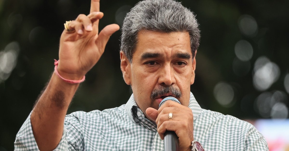 Ante la presión internacional por el fraude electoral, el dictador Maduro anunció una reforma a la Constitución venezolana Ante la presión internacional por el fraude electoral, el dictador Maduro anunció una reforma a la Constitución venezolana