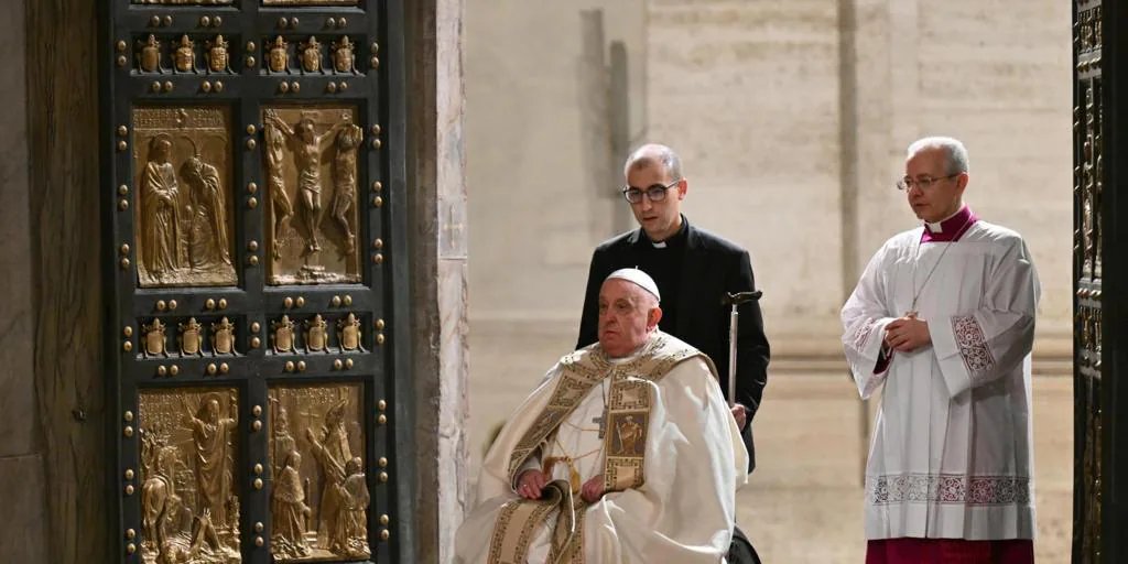El Papa pide a los católicos «llevar la esperanza donde la vida está herida»