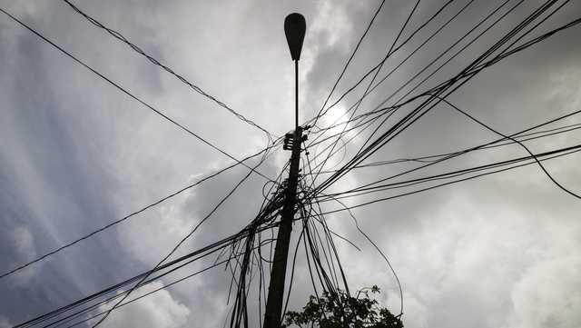 Casi todo Puerto Rico está sin electricidad en la víspera de Año Nuevo