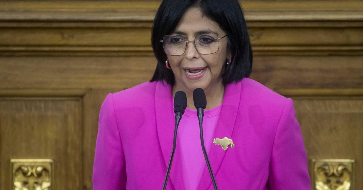 El Ejecutivo de Venezuela organiza actividades para “la juramentación” de Nicolás Maduro El Ejecutivo de Venezuela organiza actividades para “la juramentación” de Nicolás Maduro
