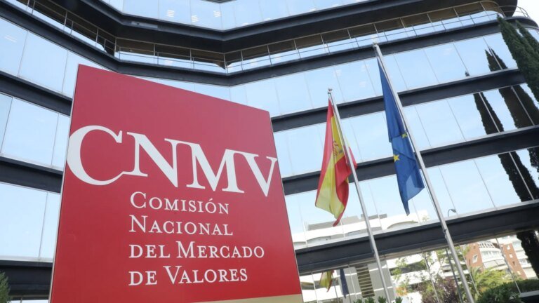 La normativa ‘cripto’ entra en vigor con división entre los bancos sobre su comercialización