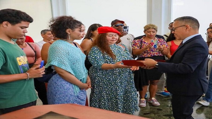 Ejecutivo otorga la Orden Victoria de Ayacucho a Rafael Quintero en forma póstuma Ejecutivo otorga la Orden Victoria de Ayacucho a Rafael Quintero en forma póstuma