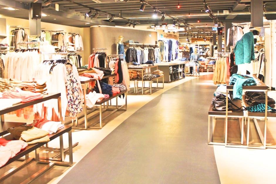 Famosa cadena de tiendas inicia con cierres masivos de locales Famosa cadena de tiendas inicia con cierres masivos de locales