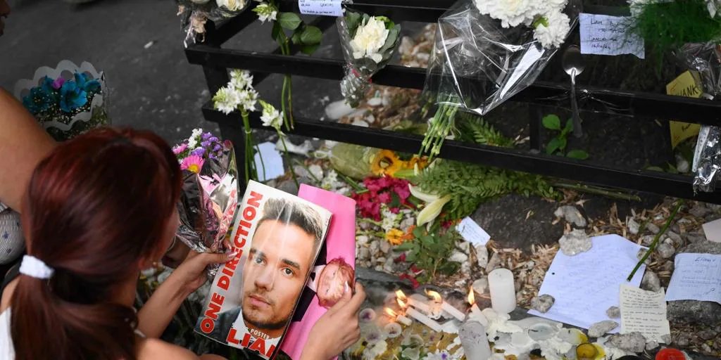 Se entrega a la Policía argentina el segundo sospechoso de suministrar drogas a Liam Payne antes de morir Se entrega a la Policía argentina el segundo sospechoso de suministrar drogas a Liam Payne antes de morir