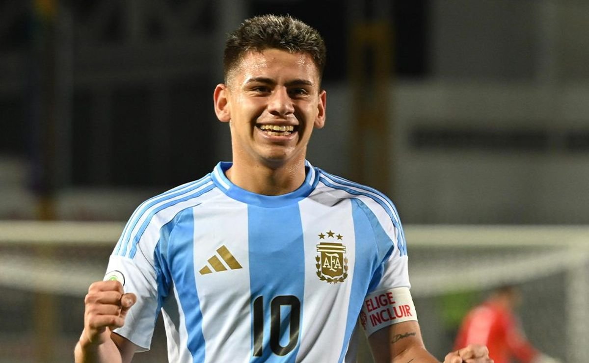 El partidazo de Claudio Echeverri ante Brasil en la Selección Argentina Sub 20 que despertó opiniones en River El partidazo de Claudio Echeverri ante Brasil en la Selección Argentina Sub 20 que despertó opiniones en River