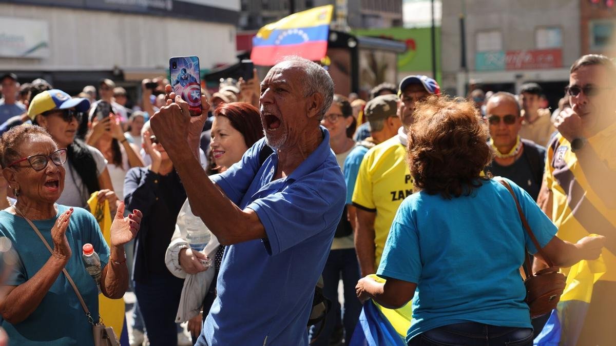 ¿es posible el desplome del régimen?, por Salvador Martí ¿es posible el desplome del régimen?, por Salvador Martí