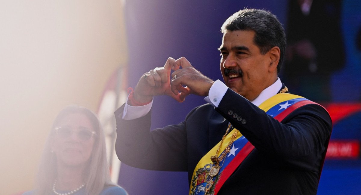 Nicolás Maduro insta a los venezolanos para que regresen al país: “Rescatarán el derecho más preciado, el de rumbear” Nicolás Maduro insta a los venezolanos para que regresen al país: “Rescatarán el derecho más preciado, el de rumbear”