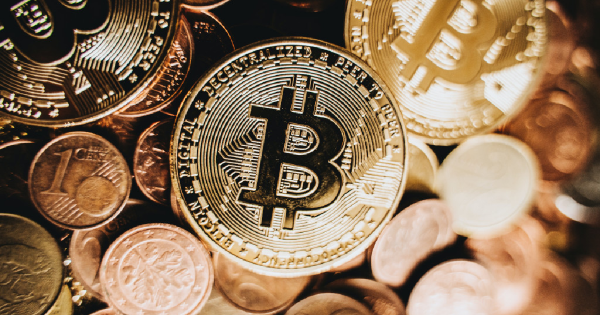 El precio de Bitcoin recupera terreno y entusiasma al mercado en el inicio de 2025