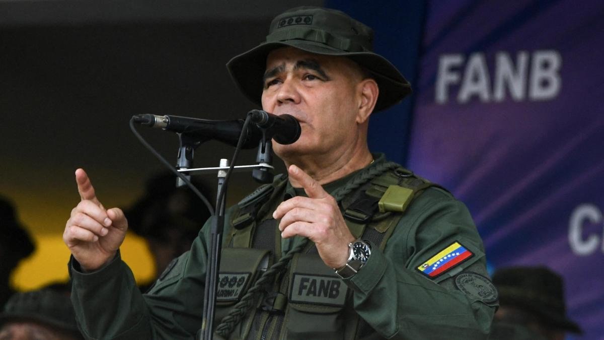 ‘Venezuela no sirve, ni servirá jamás, de plataforma para grupos armados’: Vladimir Padrino ‘Venezuela no sirve, ni servirá jamás, de plataforma para grupos armados’: Vladimir Padrino