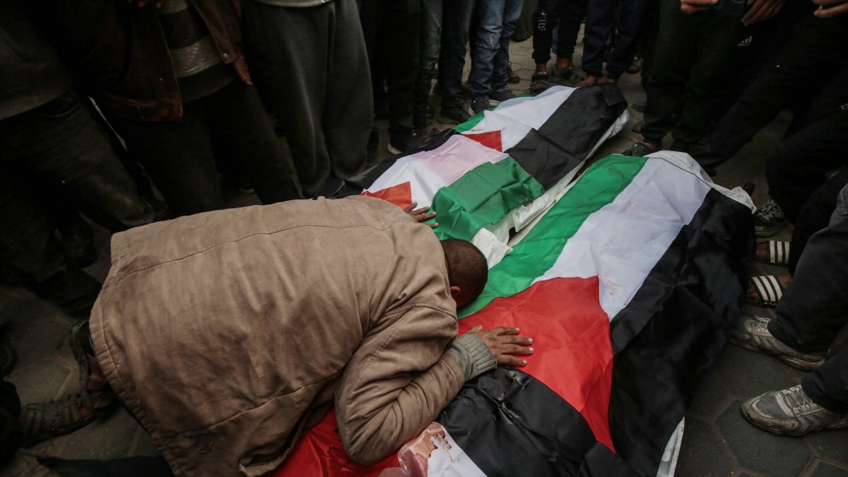 Israel ha asesinado a al menos 48 palestinos en las últimas horas en la Franja de Gaza Israel ha asesinado a al menos 48 palestinos en las últimas horas en la Franja de Gaza