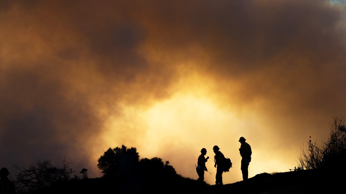 Los incendios de Los Ángeles dejan ya 24 muertos con los bomberos en vilo por los fuertes vientos