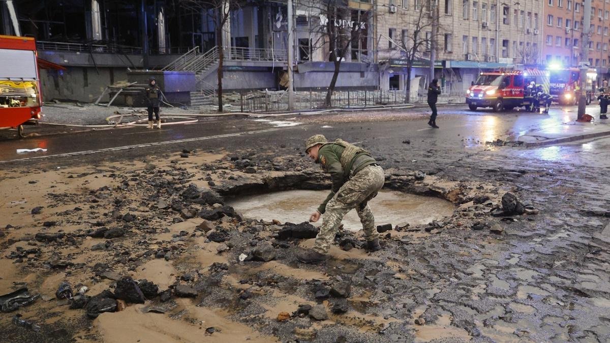 Rusia y Ucrania presionan a Trump por su indecisión sobre la guerra