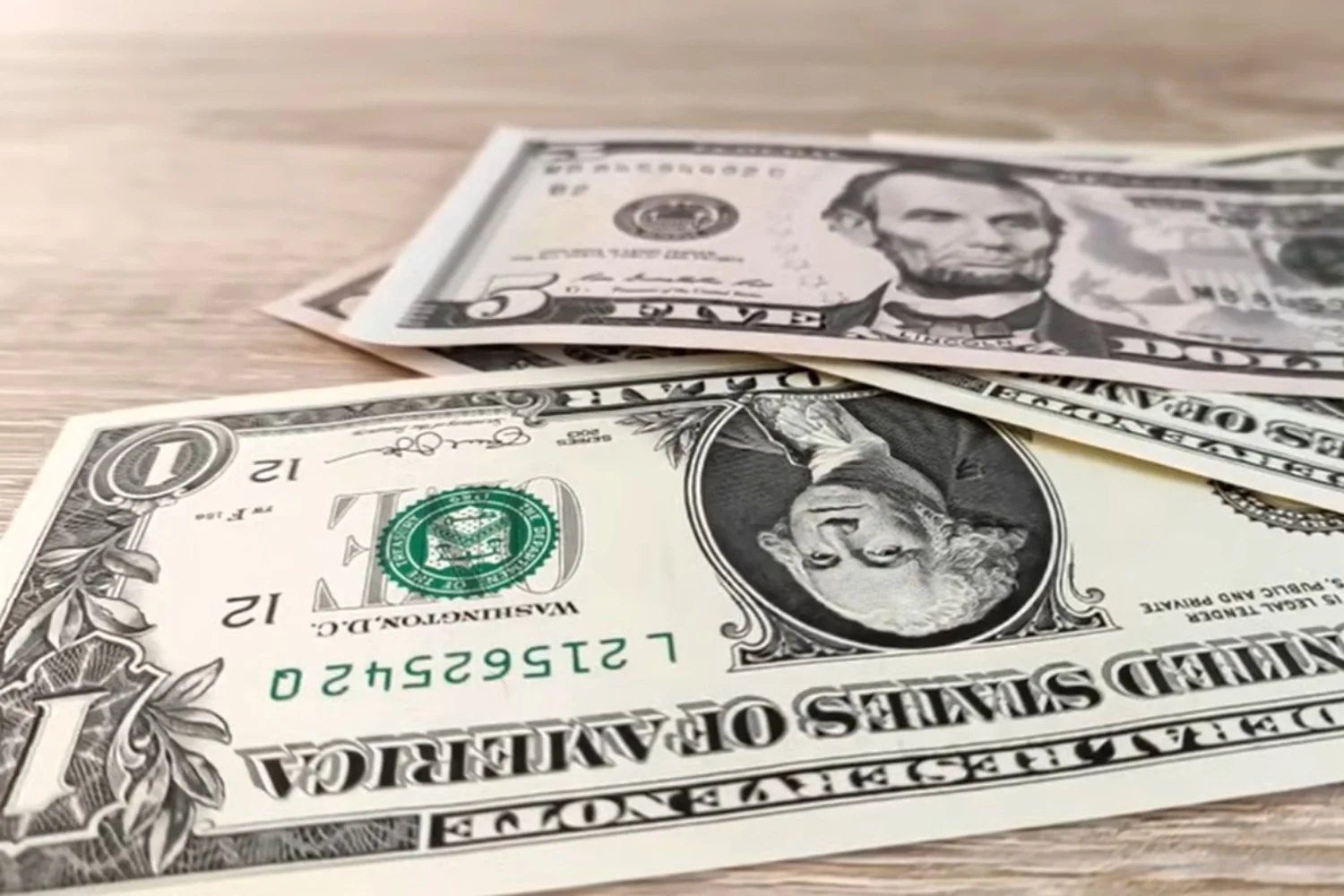 Precio del dólar hoy en RD 24 de enero 2025: compra y venta Precio del dólar hoy en RD 24 de enero 2025: compra y venta