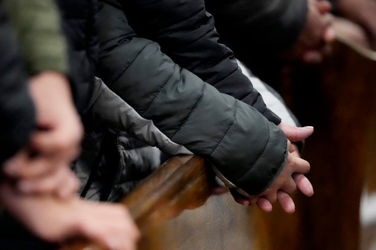 Inmigrantes en Chicago y otras ciudades de EEUU se preparan para operativos de deportación de Trump Inmigrantes en Chicago y otras ciudades de EEUU se preparan para operativos de deportación de Trump