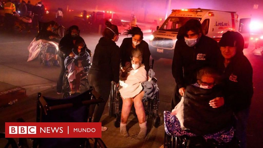 Incendios en Los Ángeles: “Son escenas apocalípticas que nunca imaginé que viviría al lado de mi casa” Incendios en Los Ángeles: “Son escenas apocalípticas que nunca imaginé que viviría al lado de mi casa”