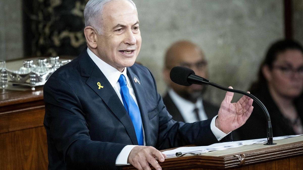 Netanyahu surfea otra crisis política por el acuerdo del alto el fuego en Gaza Netanyahu surfea otra crisis política por el acuerdo del alto el fuego en Gaza