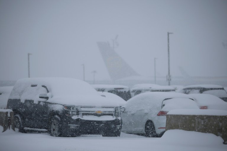 Gran tormenta invernal azota el centro de EEUU con nieve y fuertes vientos Gran tormenta invernal azota el centro de EEUU con nieve y fuertes vientos
