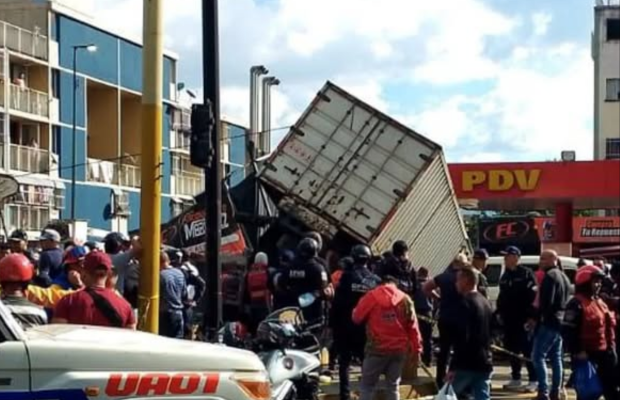 Aumentan a cuatro los muertos por el accidente en Maripérez