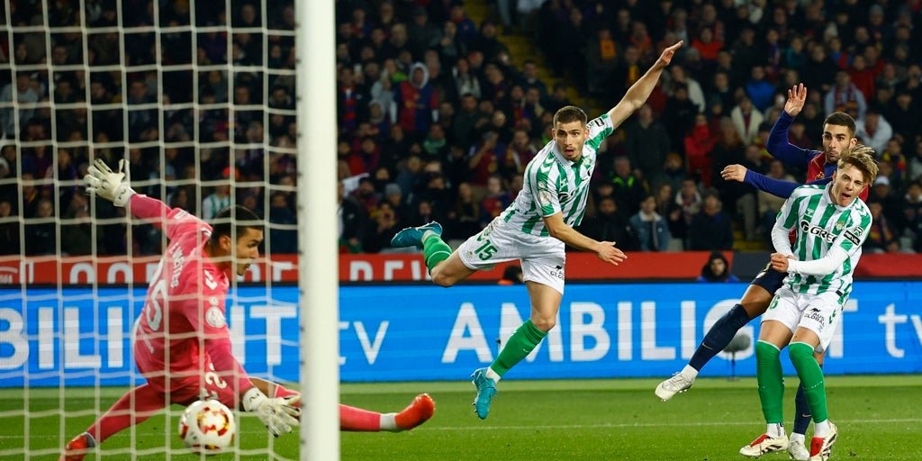 El Barcelona expone al Betis de Pellegrini El Barcelona expone al Betis de Pellegrini