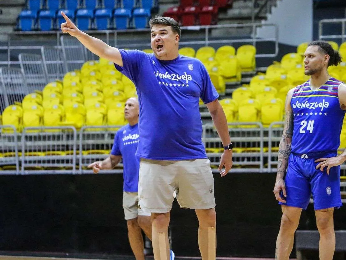 Daniel Seoane no seguirá como entrenador de la selección de baloncesto Daniel Seoane no seguirá como entrenador de la selección de baloncesto
