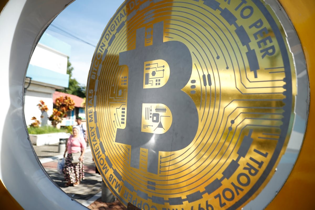 Bitcoin se recupera y Trump lanza un token en Solana | Criptoactivos Bitcoin se recupera y Trump lanza un token en Solana | Criptoactivos