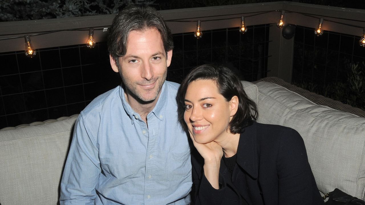 Fallece el director Jeff Baena, marido de la actriz Aubrey Plaza Fallece el director Jeff Baena, marido de la actriz Aubrey Plaza