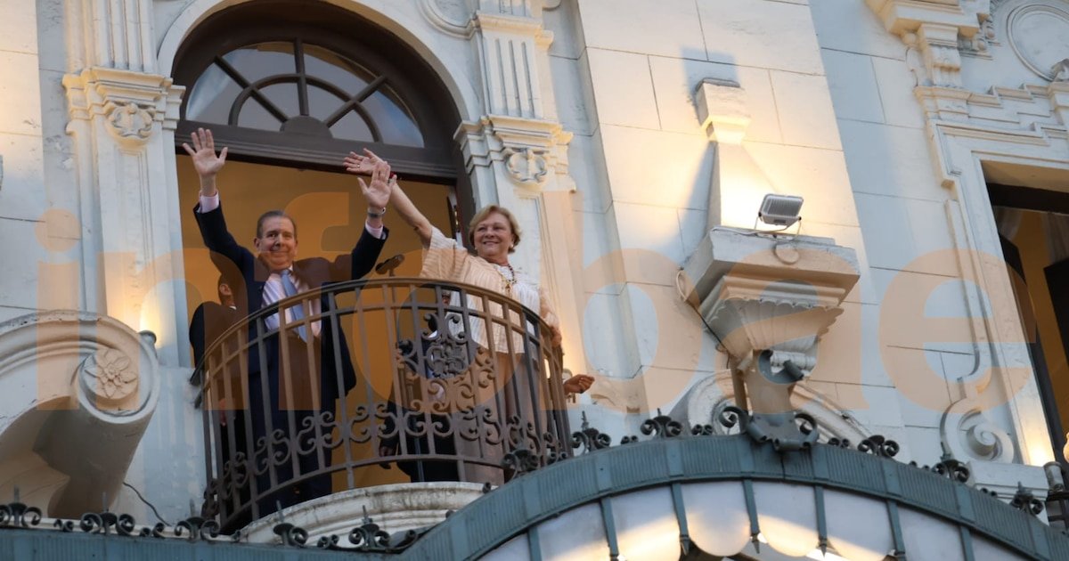 “Pronto nos iremos todos a casa”, aseguró el presidente electo Edmundo González, ovacionado por cientos de venezolanos en Perú “Pronto nos iremos todos a casa”, aseguró el presidente electo Edmundo González, ovacionado por cientos de venezolanos en Perú