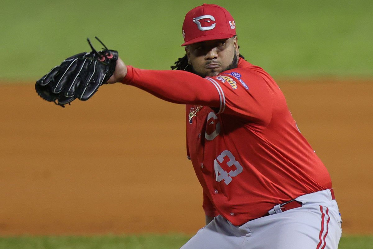 Cardenales sigue indetenible con su quinto triunfo en fila Cardenales sigue indetenible con su quinto triunfo en fila