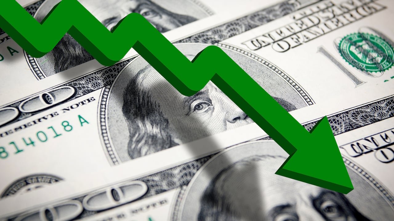 Dólar abrió con precio a la baja: se cotiza en $ 4.305 este 14 de enero Dólar abrió con precio a la baja: se cotiza en $ 4.305 este 14 de enero