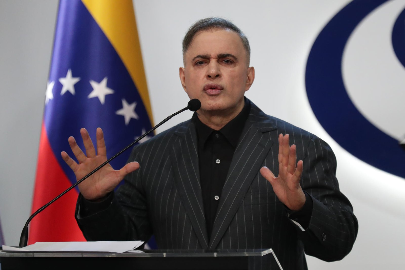 Saab busca que Petro corrija “exabrupto” de inmiscuirse en Venezuela Saab busca que Petro corrija “exabrupto” de inmiscuirse en Venezuela