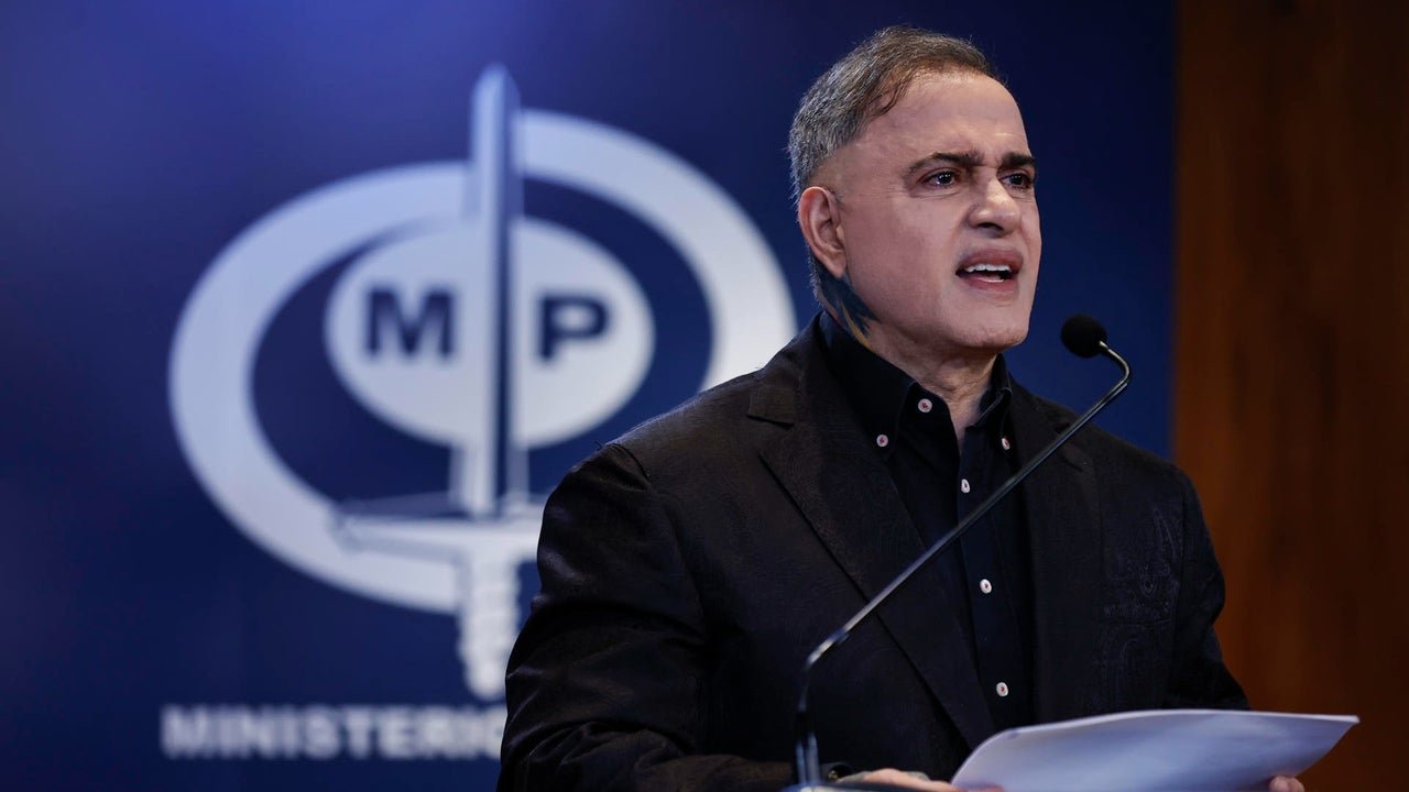 Fiscal venezolano asegura que no ha terminado de combatir al Tren de Aragua por culpa de Uribe, Duque y Leopoldo López Fiscal venezolano asegura que no ha terminado de combatir al Tren de Aragua por culpa de Uribe, Duque y Leopoldo López