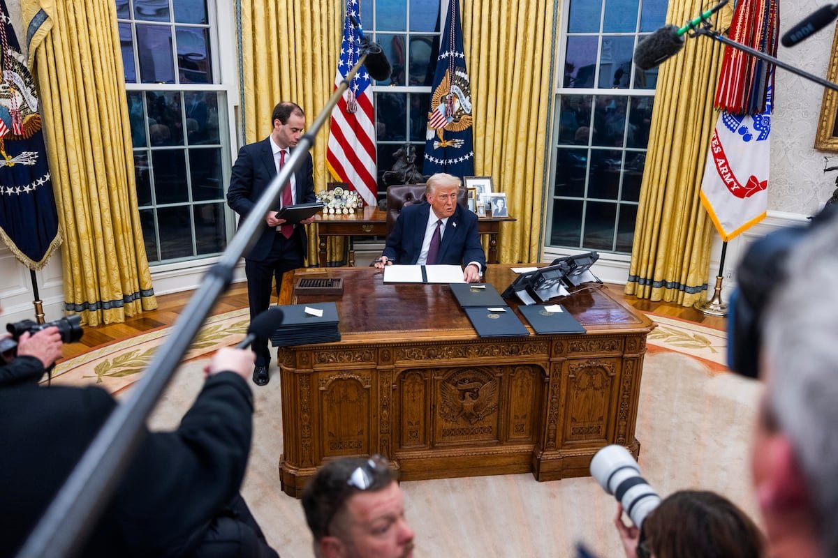 Trump, el elegido divino que lleva a Estados Unidos del apocalipsis a la edad de oro en un minuto Trump, el elegido divino que lleva a Estados Unidos del apocalipsis a la edad de oro en un minuto