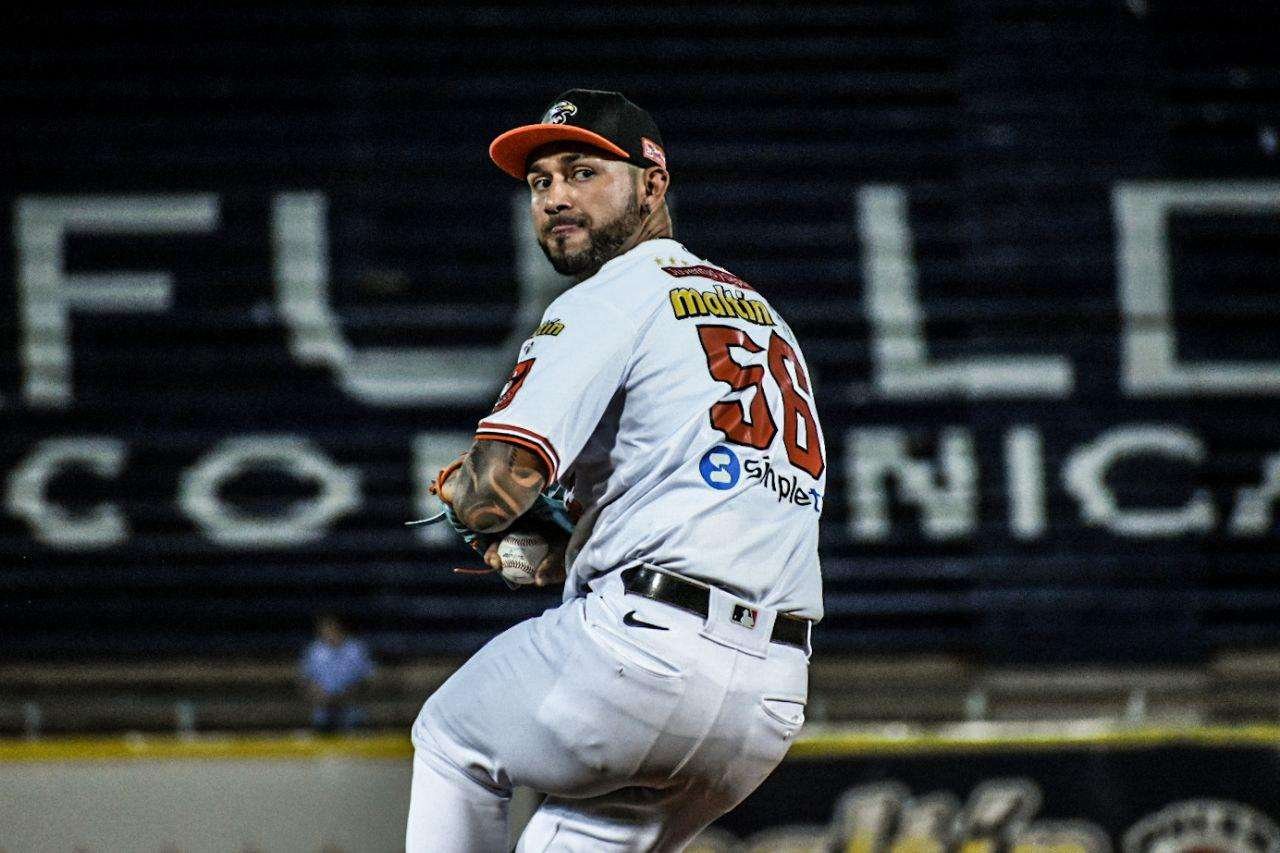 Silvino Bracho alcanza marca histórica de salvados en playoffs Silvino Bracho alcanza marca histórica de salvados en playoffs