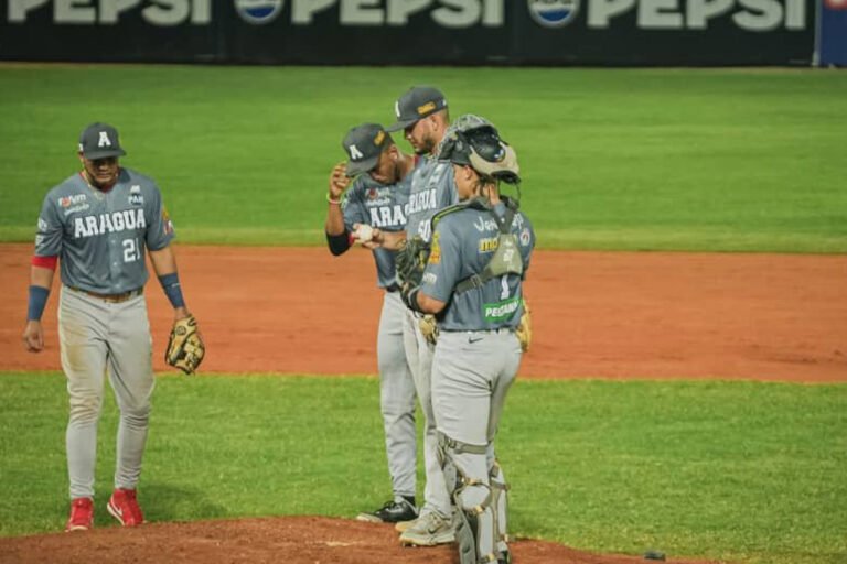 ROSTER SEMANAL. Los Tigres presentan a sus 36 jugadores para intentar dar vuelta al Round Robin
