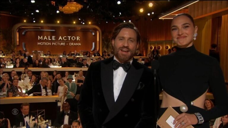 Edgar Ramírez presentó premio en los Globos de Oro junto a Gal Gadot