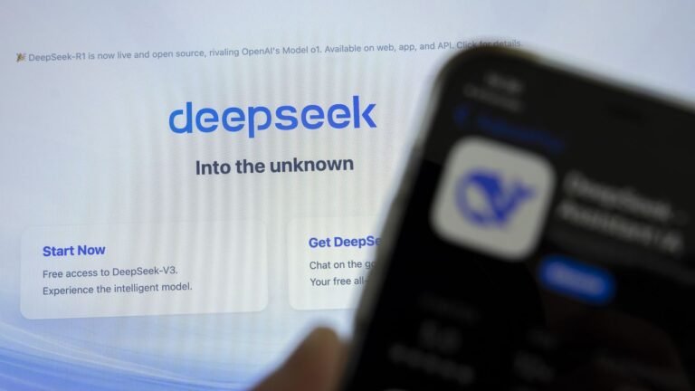 «Hablemos de matemáticas», así censura DeepSeek las preguntas sobre Tiananmen o la libertad en China «Hablemos de matemáticas», así censura DeepSeek las preguntas sobre Tiananmen o la libertad en China