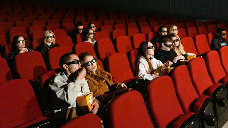 ¿Qué Restaurantes y Cines Abren el 1 de Enero 2025? Estos Lugares Dan Servicio en Año Nuevo