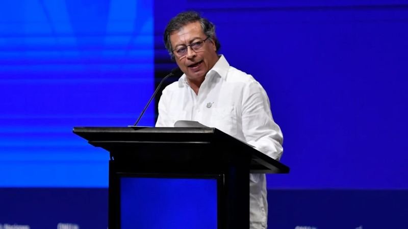 Los líderes latinoamericanos están aprendiendo cómo lidiar con Trump. El presidente de Colombia mostró cómo no hacerlo (Análisis) Los líderes latinoamericanos están aprendiendo cómo lidiar con Trump. El presidente de Colombia mostró cómo no hacerlo (Análisis)