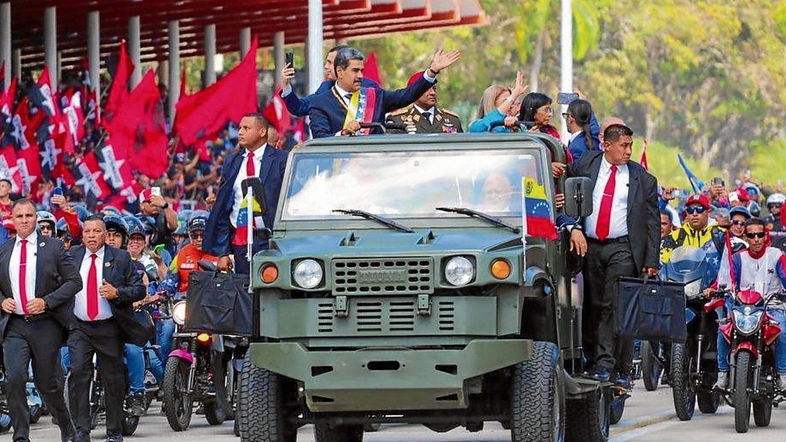 El Maduro más débil se enfrenta al aislamiento internacional y a la inestabilidad interna