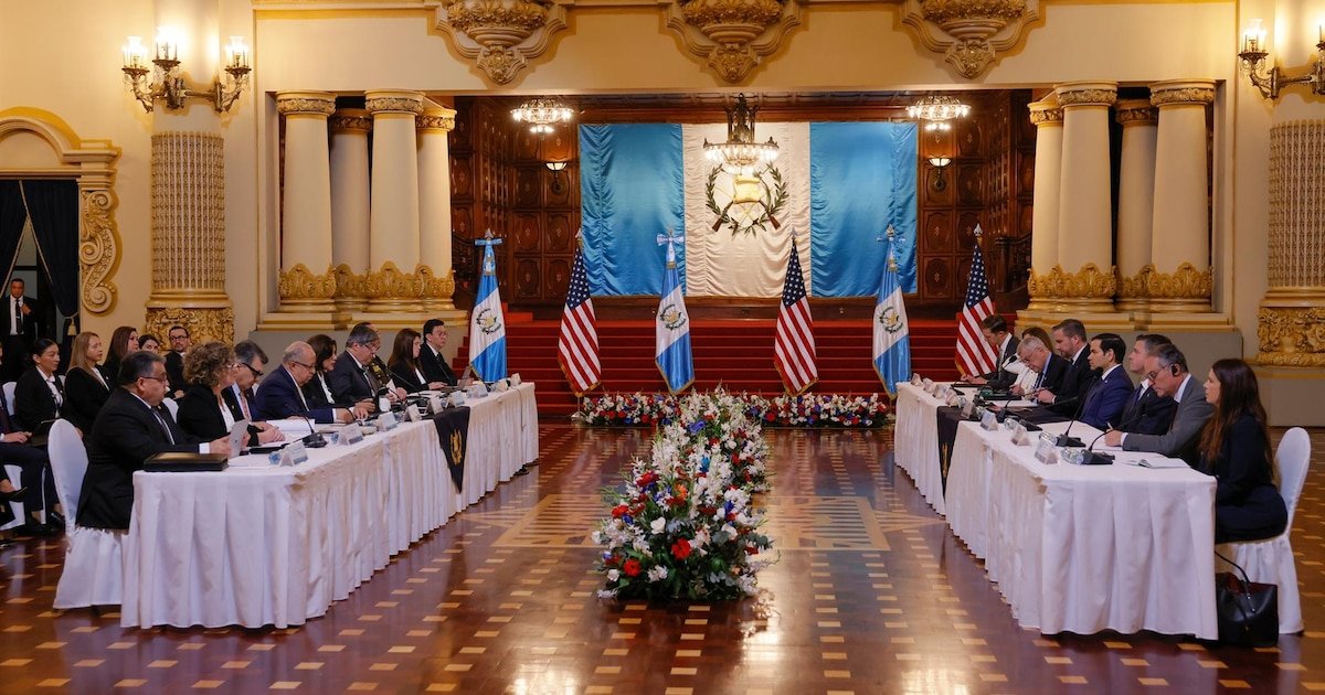 EEUU incrementará sus vuelos de deportaciones a Guatemala en un 40% EEUU incrementará sus vuelos de deportaciones a Guatemala en un 40%