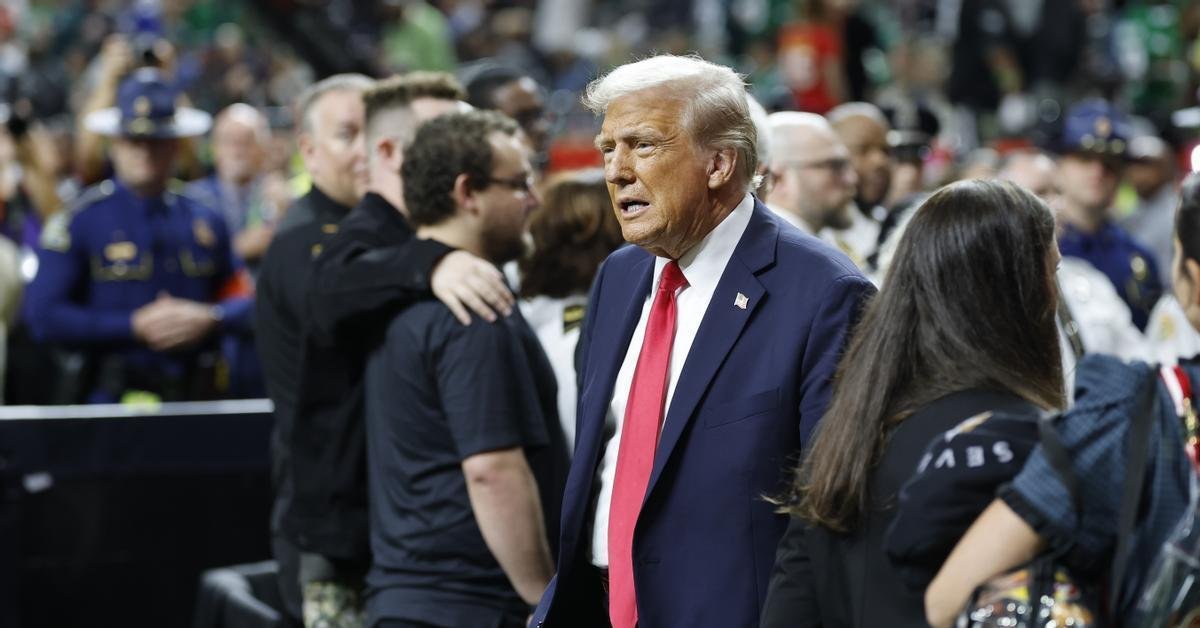 Abucheos a Taylor Swift y ovación a Trump en la Super Bowl Abucheos a Taylor Swift y ovación a Trump en la Super Bowl