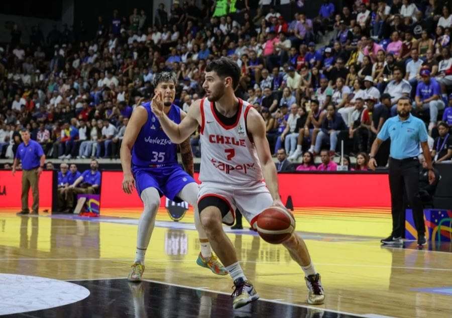 Sebastián Herrera y la eliminación de Chile en la clasificatoria a la Americup: “Estuvimos más cerca que nunca, pero les pido que no se bajen del bus” Sebastián Herrera y la eliminación de Chile en la clasificatoria a la Americup: “Estuvimos más cerca que nunca, pero les pido que no se bajen del bus”