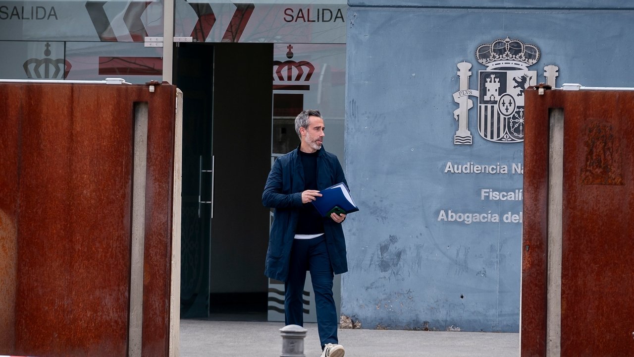 Vilda reconoce que tendría que haber hablado con Hermoso: “Debí haberle preguntado cómo estaba” Vilda reconoce que tendría que haber hablado con Hermoso: “Debí haberle preguntado cómo estaba”