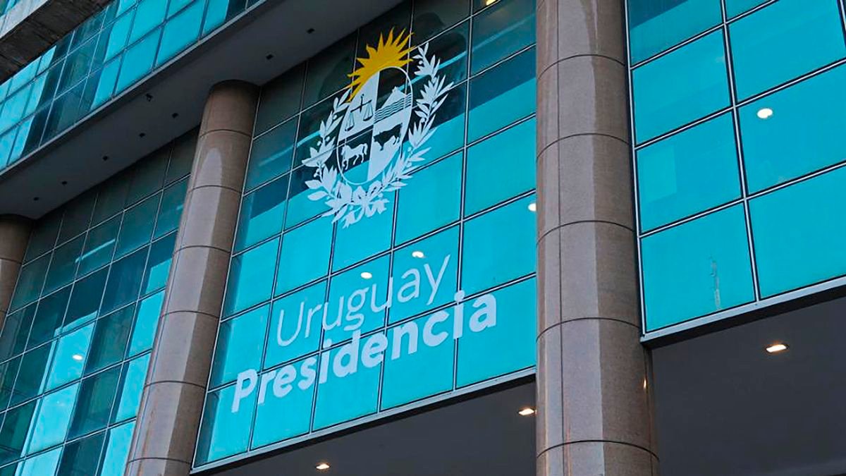 el Frente Amplio acusa al gobierno de tomar decisiones para la tribuna el Frente Amplio acusa al gobierno de tomar decisiones para la tribuna